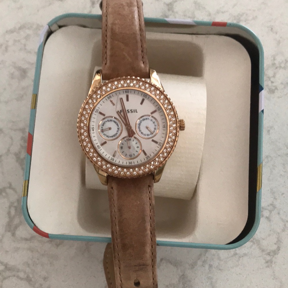 Fossil watch women’s rose gold